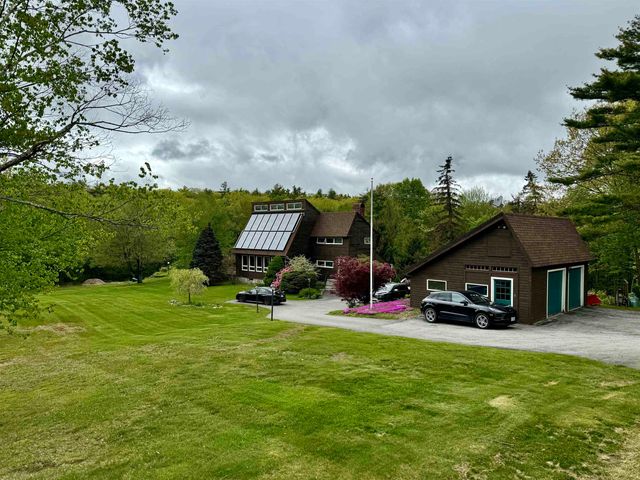 60 North Wakefield Road, Wolfeboro, NH 03894