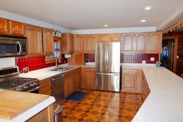 60 North Wakefield Road, Wolfeboro, NH 03894