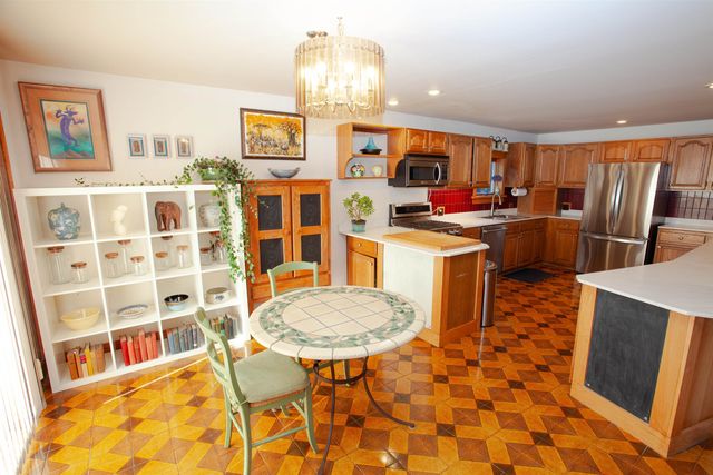 60 North Wakefield Road, Wolfeboro, NH 03894