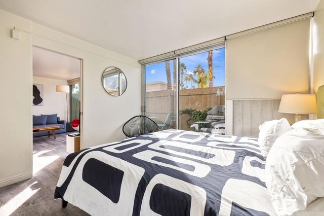 1111 E Palm Canyon Drive 122, Palm Springs, CA 92264