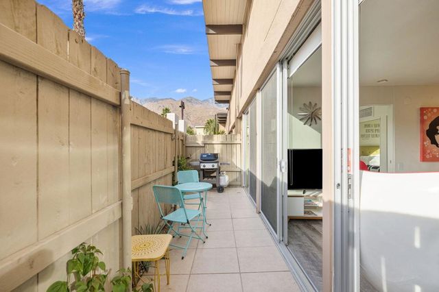 1111 E Palm Canyon Drive 122, Palm Springs, CA 92264