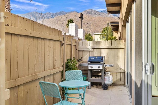1111 E Palm Canyon Drive 122, Palm Springs, CA 92264