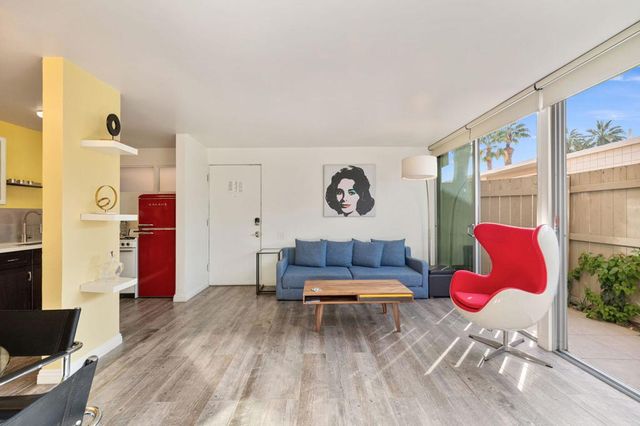 1111 E Palm Canyon Drive 122, Palm Springs, CA 92264
