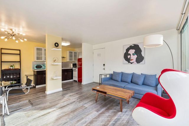 1111 E Palm Canyon Drive 122, Palm Springs, CA 92264