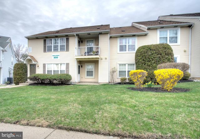 881B SCOTSWOOD CT, Mount Laurel, NJ 08054