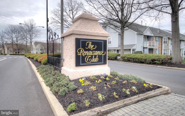 881B SCOTSWOOD CT, Mount Laurel, NJ 08054