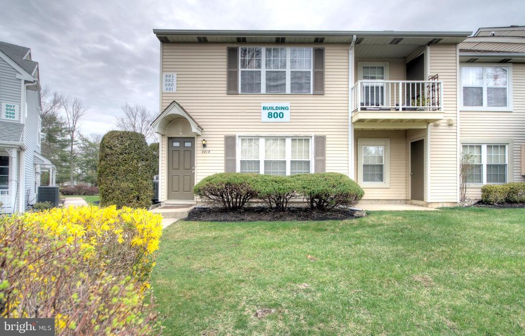 881B SCOTSWOOD CT, Mount Laurel, NJ 08054