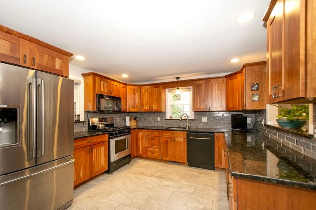 263 Edgewater Drive, Pembroke, MA 02359