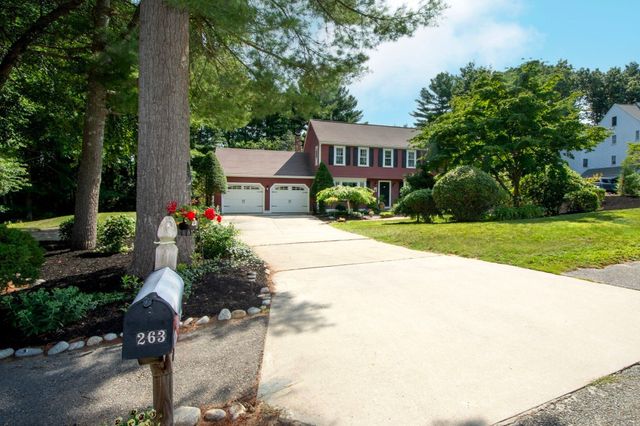 263 Edgewater Drive, Pembroke, MA 02359