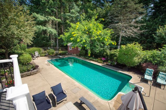 263 Edgewater Drive, Pembroke, MA 02359