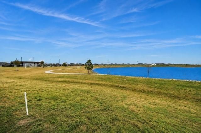 1310 Bison View Lane, Sealy, TX 77474