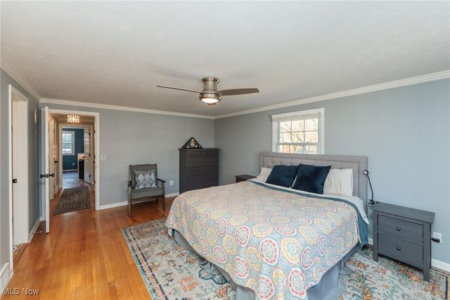 30334 Manhasset Drive, Bay Village, OH 44140