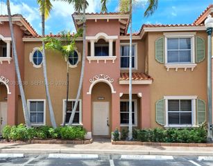 632 SW 107th Ave 606, Pembroke Pines, FL 33025
