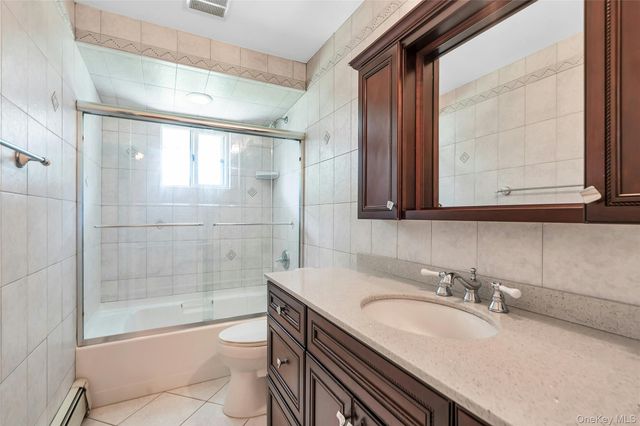 4 Crabapple Lane, Commack, NY 11725