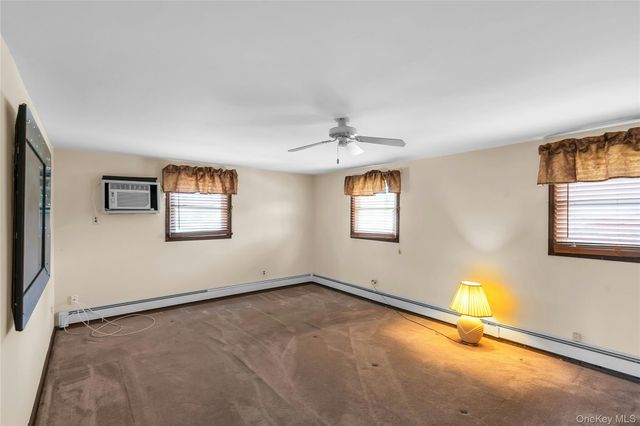 4 Crabapple Lane, Commack, NY 11725
