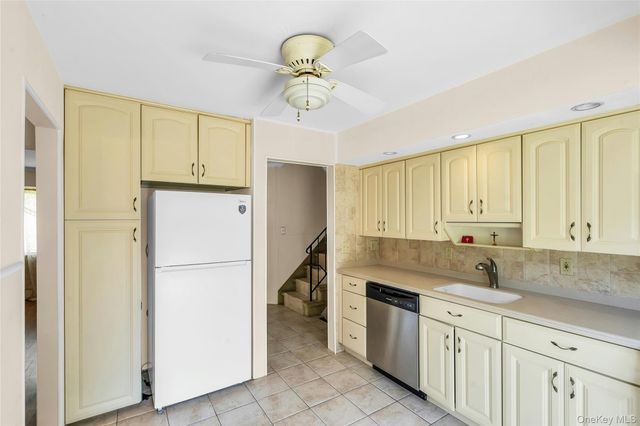 4 Crabapple Lane, Commack, NY 11725