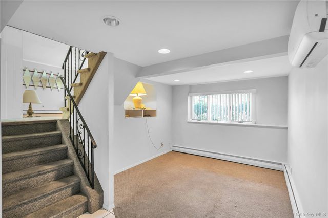 4 Crabapple Lane, Commack, NY 11725