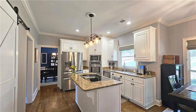 2227 Austin Lake SE Drive, Smyrna, GA 30082