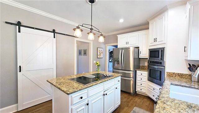 2227 Austin Lake SE Drive, Smyrna, GA 30082