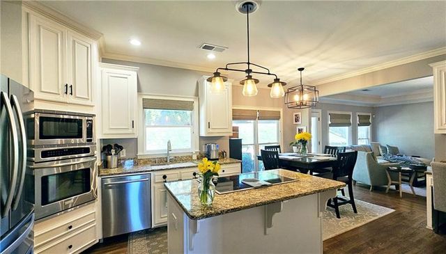 2227 Austin Lake SE Drive, Smyrna, GA 30082