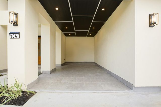 304 Road 6614, Dayton, TX 77535