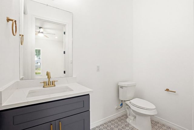 304 Road 6614, Dayton, TX 77535