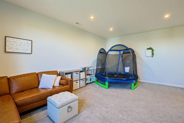 746 Bluestem Ridge Drive, Alexandria, KY 41001