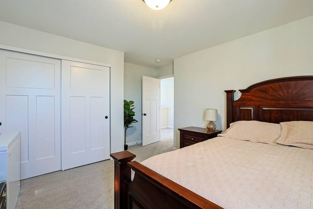 746 Bluestem Ridge Drive, Alexandria, KY 41001