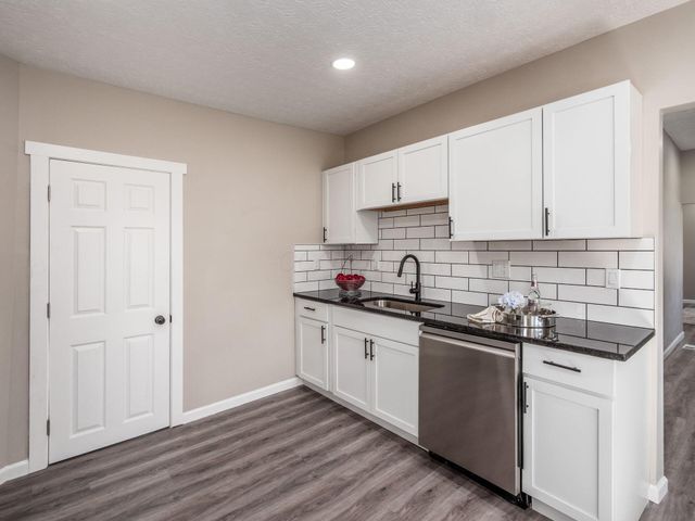 3543 Cleveland Avenue, Grove City, OH 43123