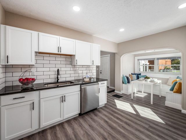 3543 Cleveland Avenue, Grove City, OH 43123