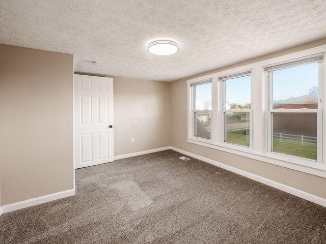 3543 Cleveland Avenue, Grove City, OH 43123