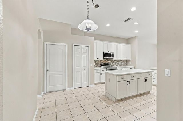 1815 WINN ARTHUR, Valrico, FL 33594