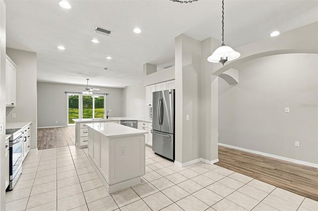 1815 WINN ARTHUR, Valrico, FL 33594