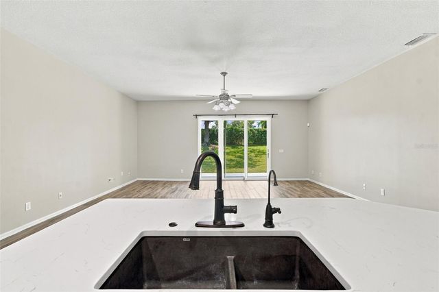 1815 WINN ARTHUR, Valrico, FL 33594
