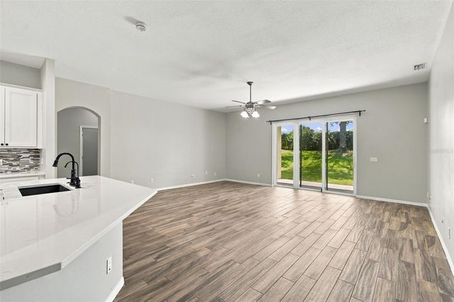 1815 WINN ARTHUR, Valrico, FL 33594
