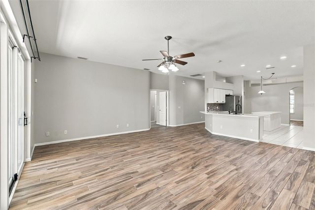 1815 WINN ARTHUR, Valrico, FL 33594