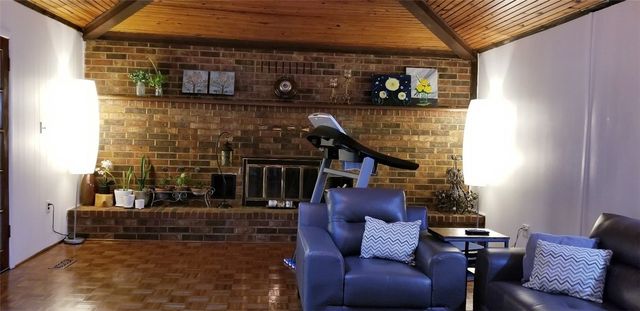 101 Campbell Road, Fayetteville, AR 72701
