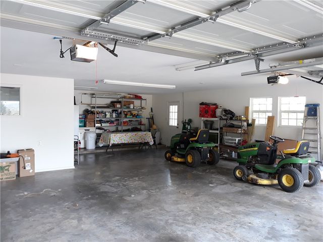 101 Campbell Road, Fayetteville, AR 72701