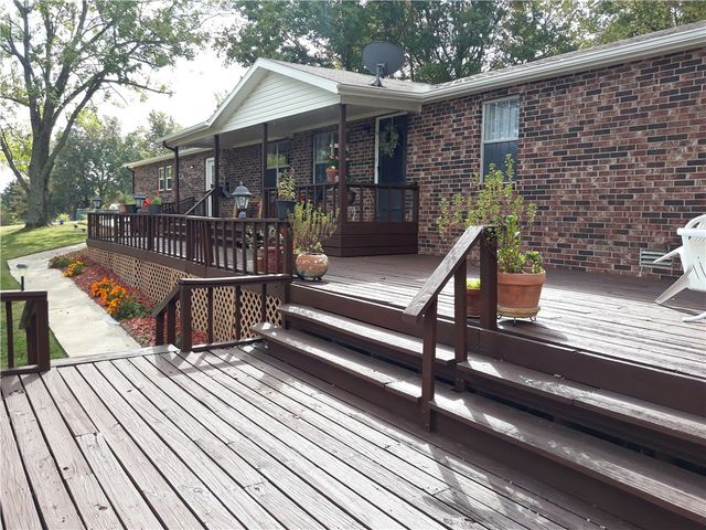 101 Campbell Road, Fayetteville, AR 72701