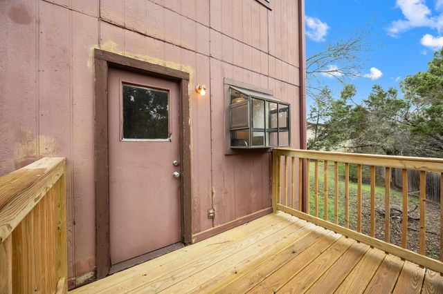 6904 Rifle BND A, Austin, TX 78736