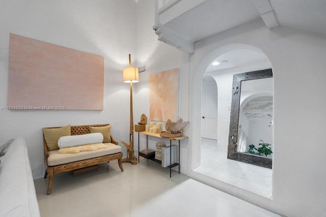 2974 old Alton Rd, Miami Beach, FL 33140