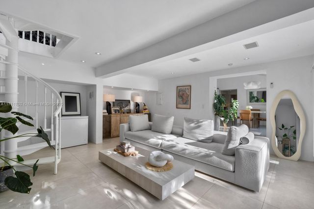 2974 old Alton Rd, Miami Beach, FL 33140