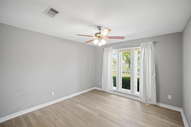 6215 S Braeswood Boulevard, Houston, TX 77096
