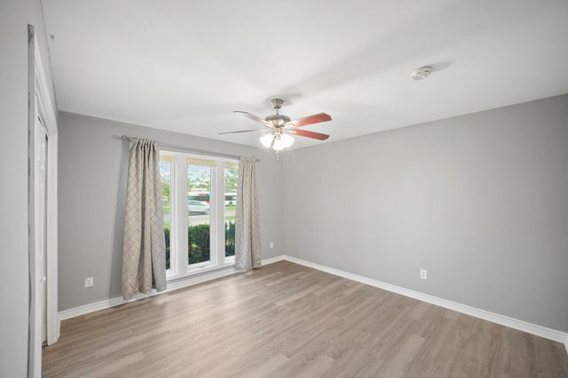 6215 S Braeswood Boulevard, Houston, TX 77096