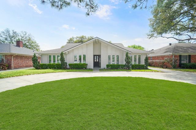 6215 S Braeswood Boulevard, Houston, TX 77096