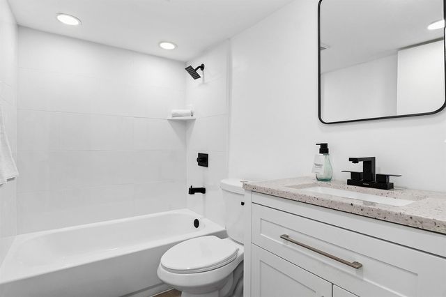 107 SW 4TH Avenue, Delray Beach, FL 33444