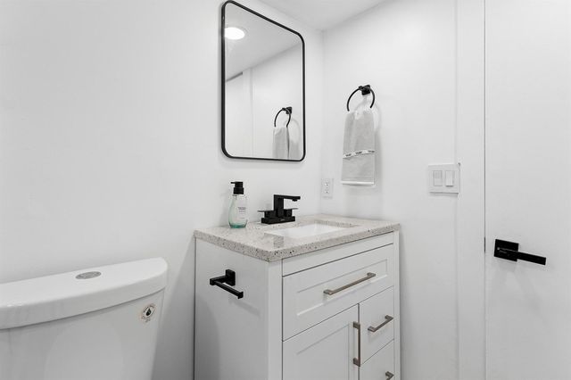 107 SW 4TH Avenue, Delray Beach, FL 33444