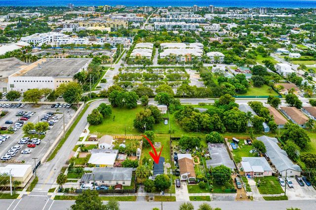 107 SW 4TH Avenue, Delray Beach, FL 33444