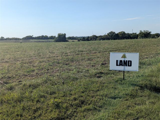 000 Mirage Drive, Nevada, TX 75173