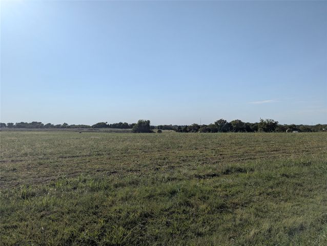 000 Mirage Drive, Nevada, TX 75173